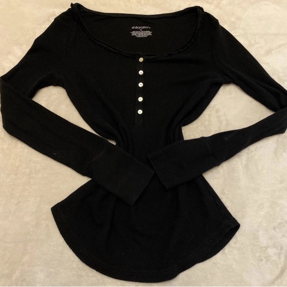 Xhilaration Black Button-Front Long Sleeve Top - Picture 13 of 13